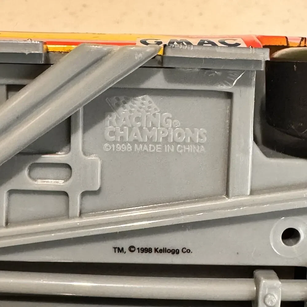 Nascar 1992 Monte Carlo #5 Kellogg's Car Terry Labonte Racing Champions Die Cast